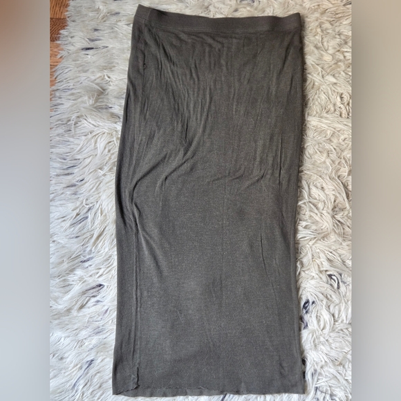 Helmut Lang Olive Green Slim Skirt - Picture 1 of 11